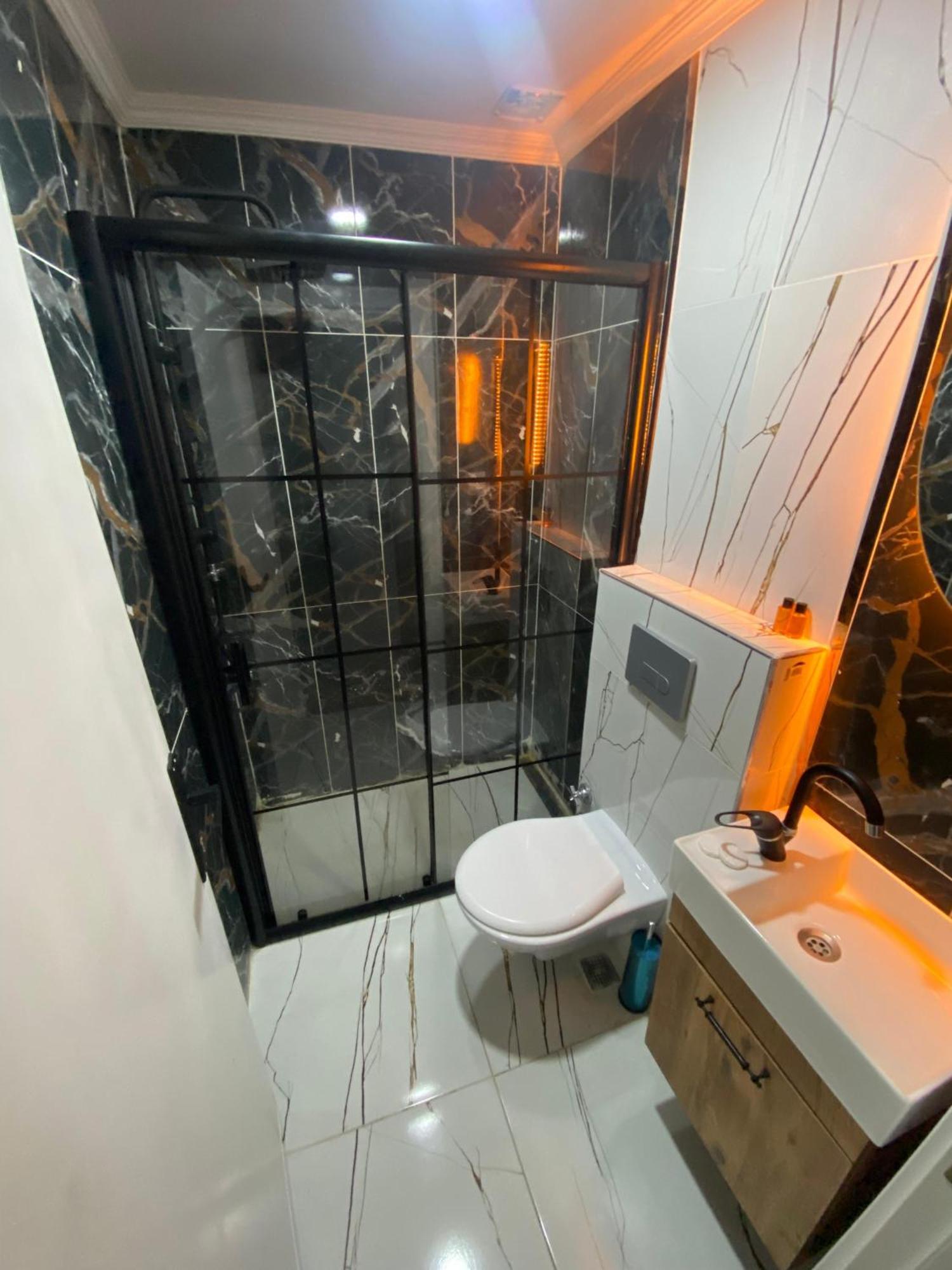 Kadikoey Viva Hotel & Suites Istanbul Eksteriør bilde